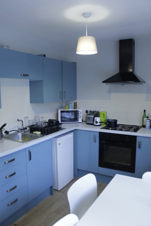 Kitchen-3.JPG