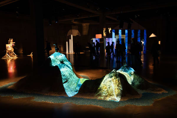 20241002-06_TaNC_Tate-Modern_MxMxM_Display_Haviland_05.jpg
