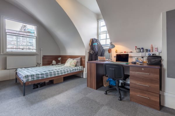 Large-twin-Portland-House.jpg