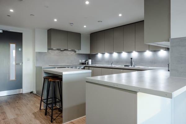 Shared-kitchen-Archwood-House-WEB-Quality-12.jpg