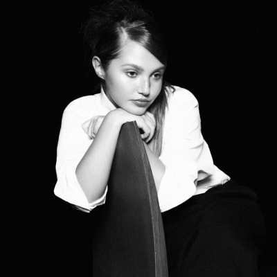Mia McBruce for Behind the Blinds