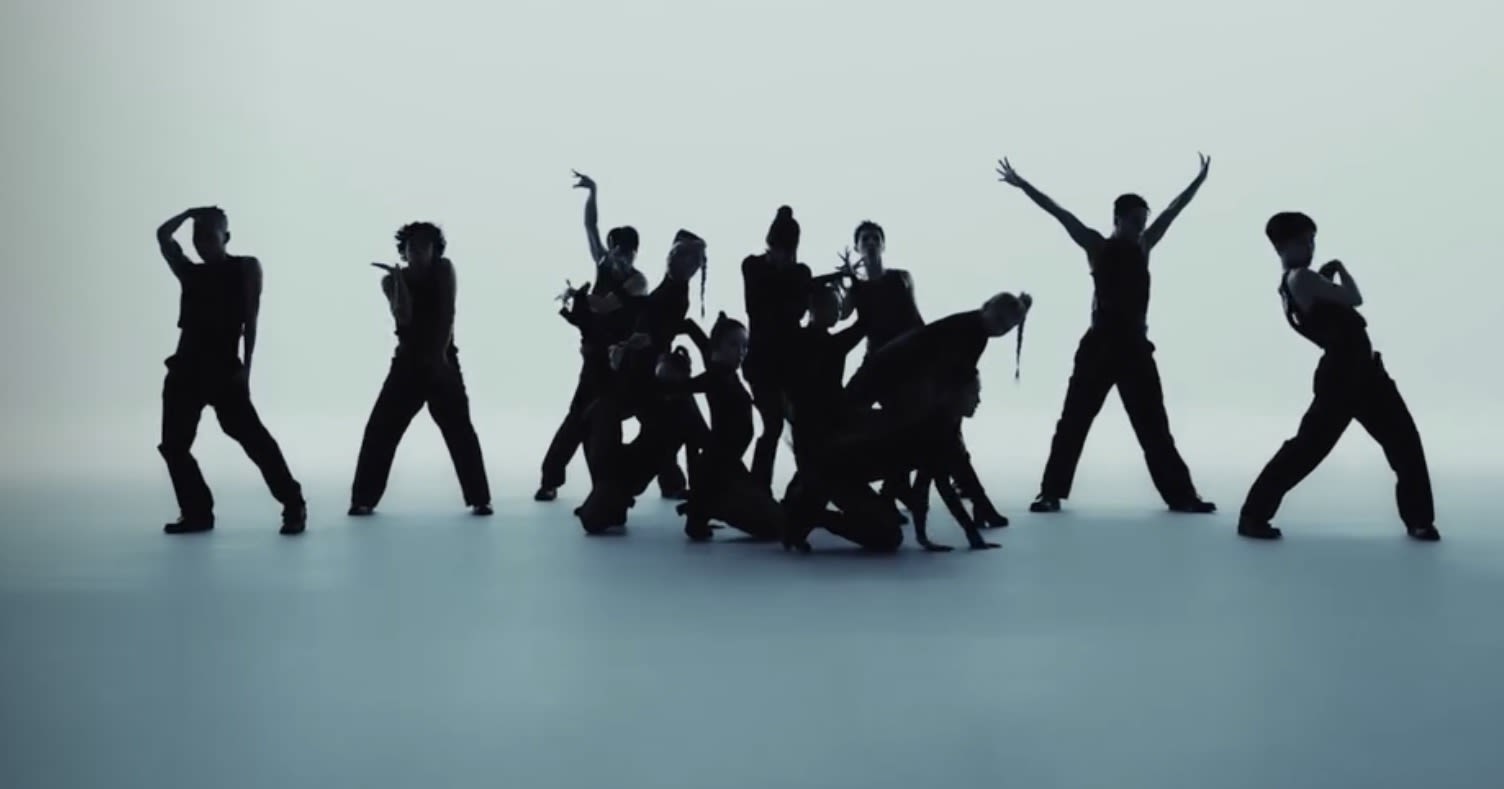Voguing: Gender, Fashion, Performance