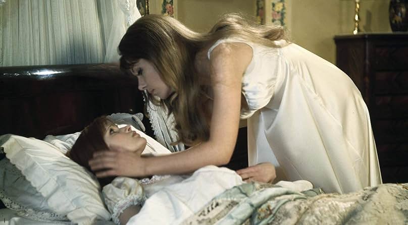 The ‘Lesbian Vampire’: Costuming in Horror Films