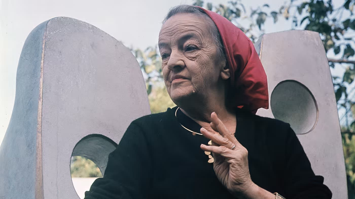 Inner and Outer Form: Wardrobe of Barbara Hepworth