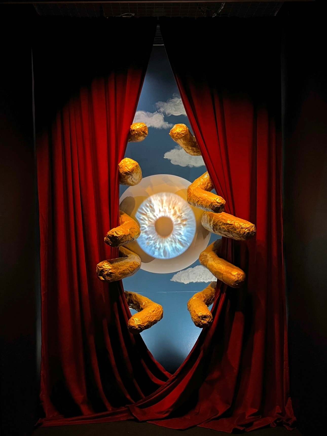 Surreal Aesthetic: The Application of Surrealist Strategies in Commercial Spatial Design
