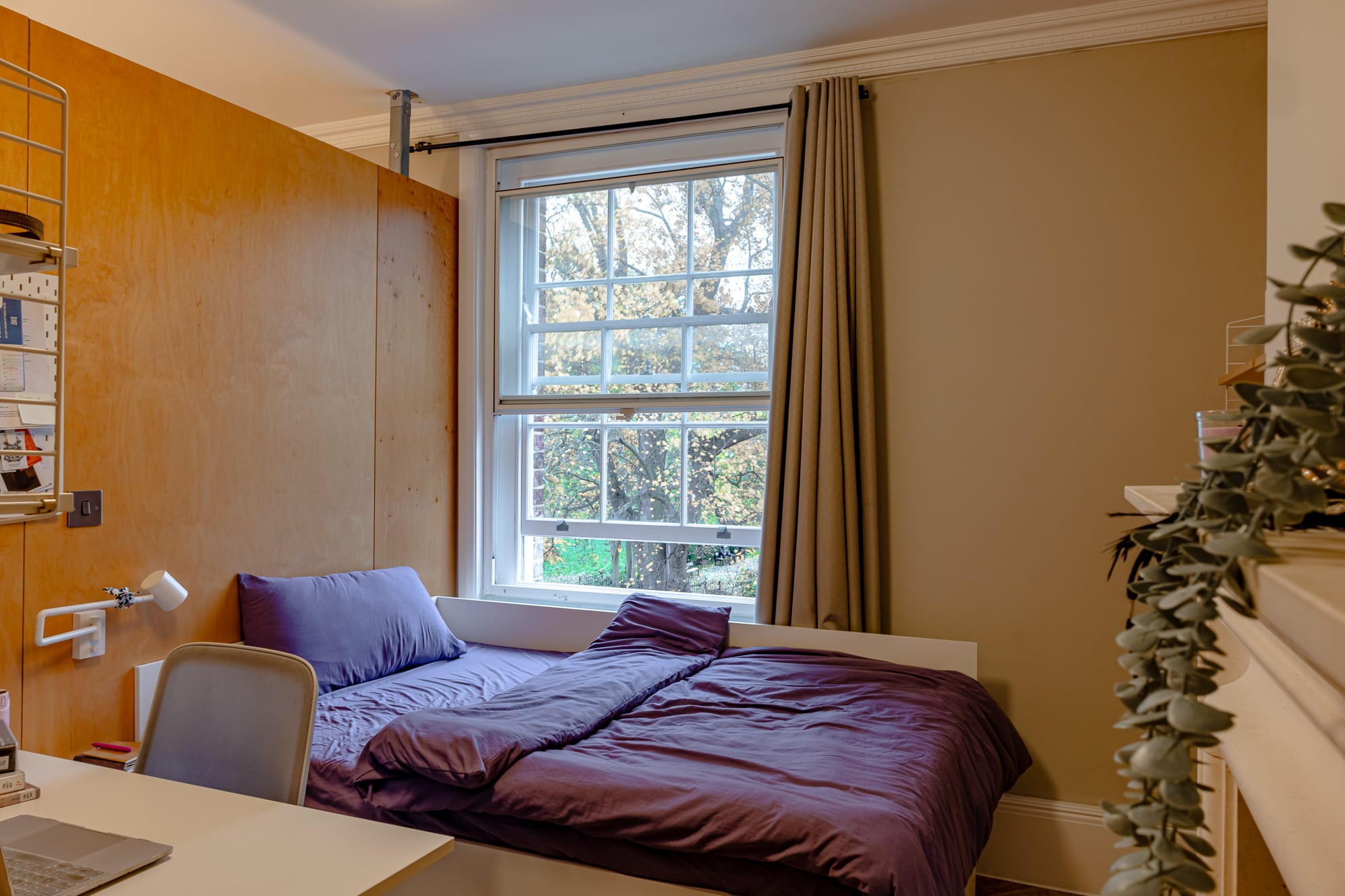 Premium-twin-room-Portland-House-WEB-quality-16.jpg