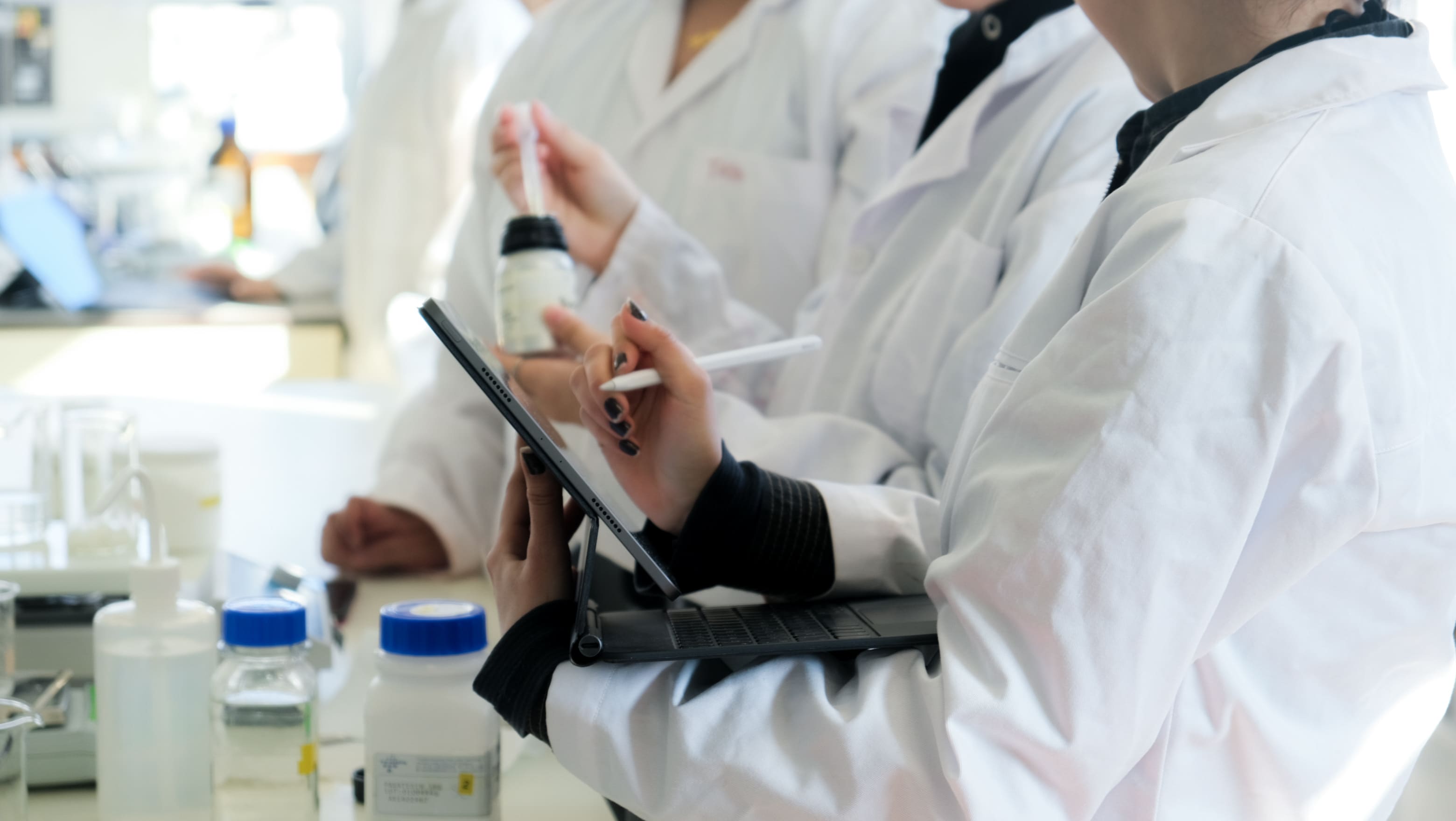 MSc-Cosmetic-Science-Website-Photos_2.jpg