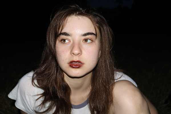 Chloe Moor posing for a picture