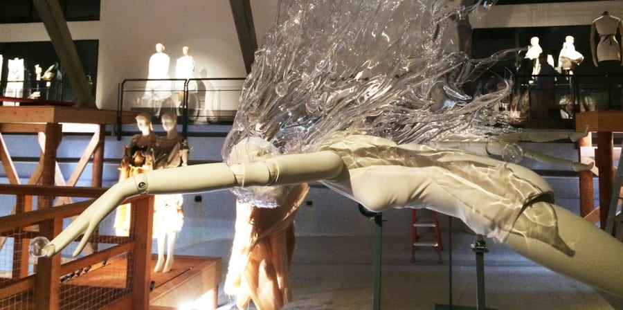 Mannequin diving complete with plastic splash effect