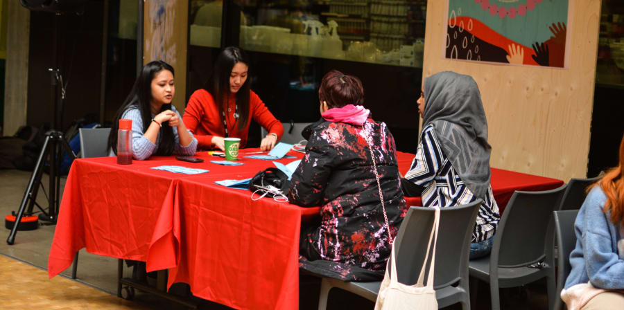bracelet making workshop happening at CSM