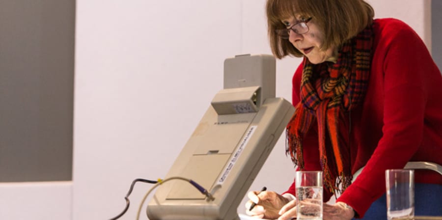 One speaker used a projector to carry out a live drawing session