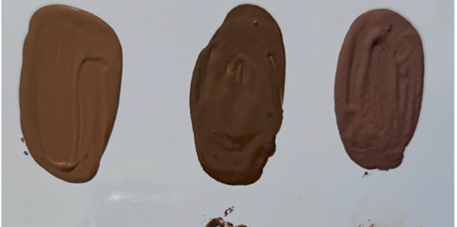 Tinted mineral sunscreen prototypes containing lignin.