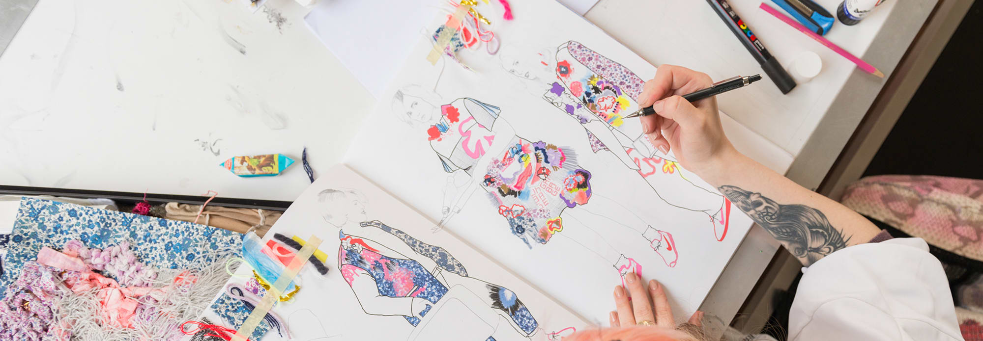 Online Fashion Training Courses London College Of Fashion London college of fashion online courses are delivered in an online classroom, by expert tutors. online fashion training courses