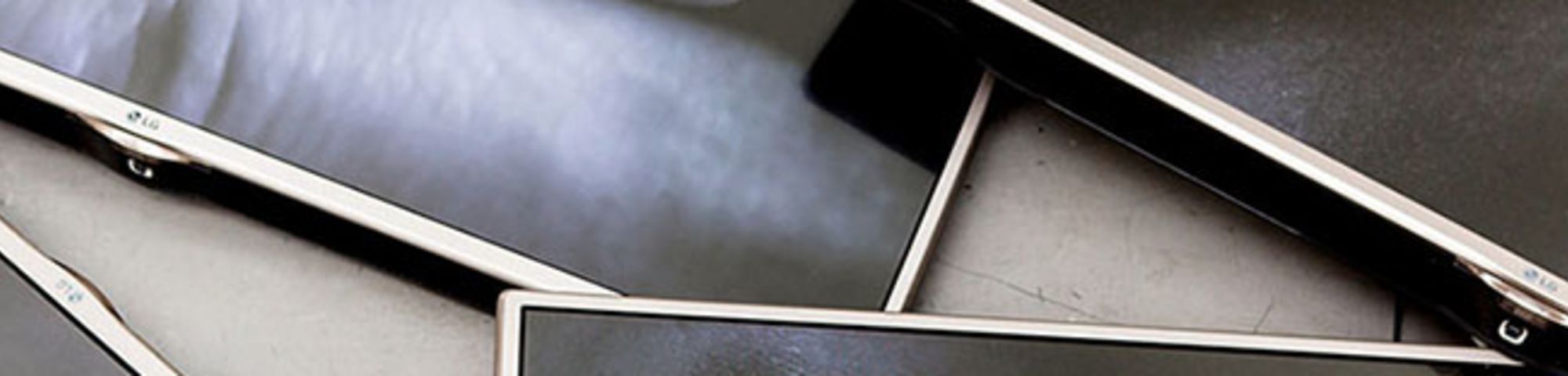 Overview of sheets of shiny black card