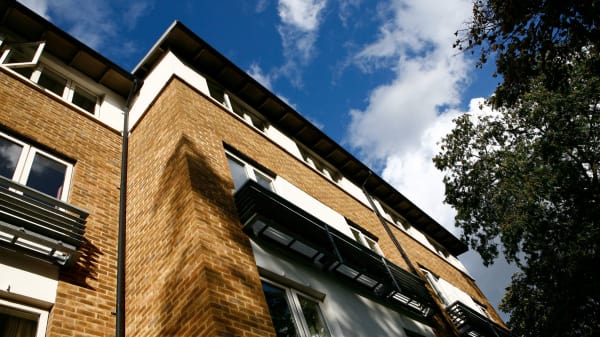 Photo of the exterior of a Cordwainers Court building