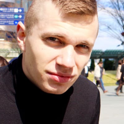 Lukas  Slothuus