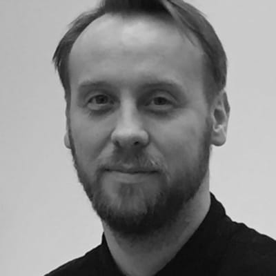 Max Warren