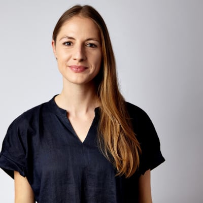 Helga Schmid