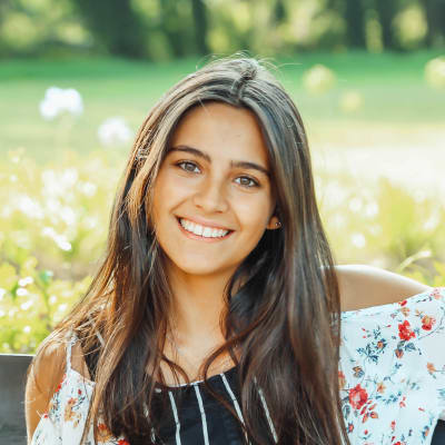 Inês  Segadães