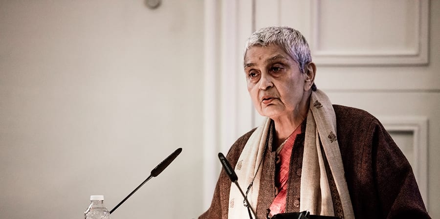 woman at a lecturn