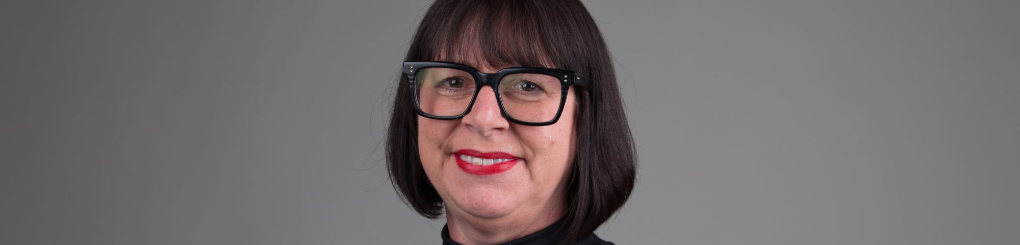 Natalie 
        Brett