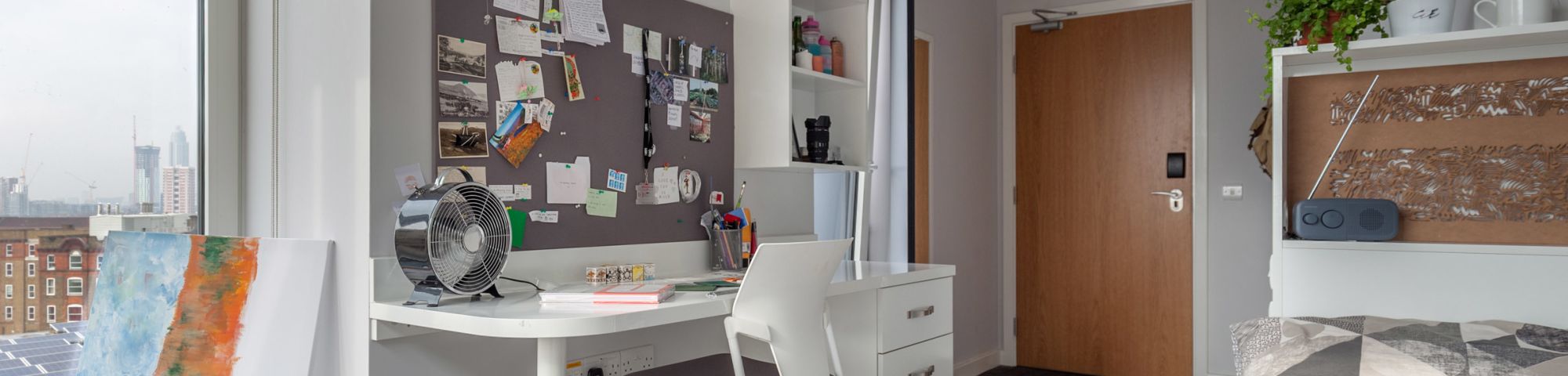 Interior shot of premium ensuite room in Glassyard Building