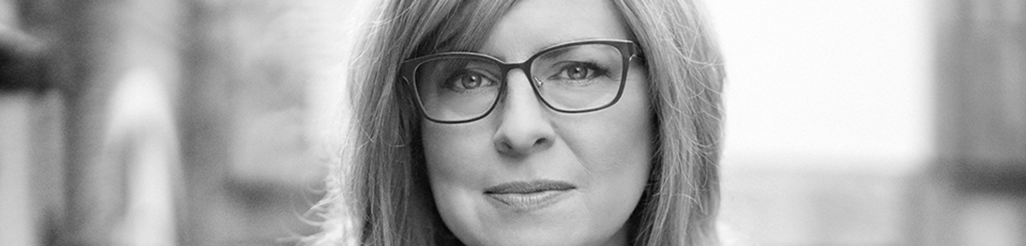 Cyndi 
        Rhoades