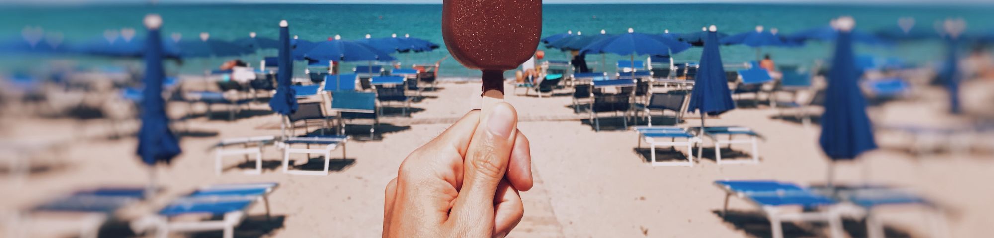 hand holding ice cream