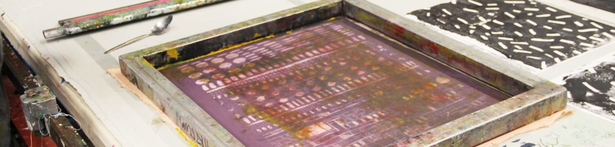 Silk Screen And Hand Painting For Textiles Ual