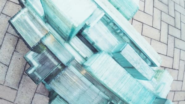 Photograph of an object reflected in a mirror