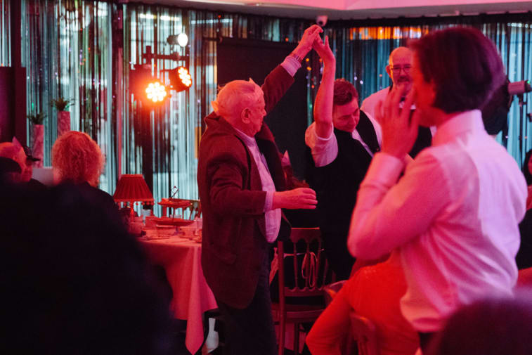 Guests at The Posh Club. Image © Unai Mateo Lopez