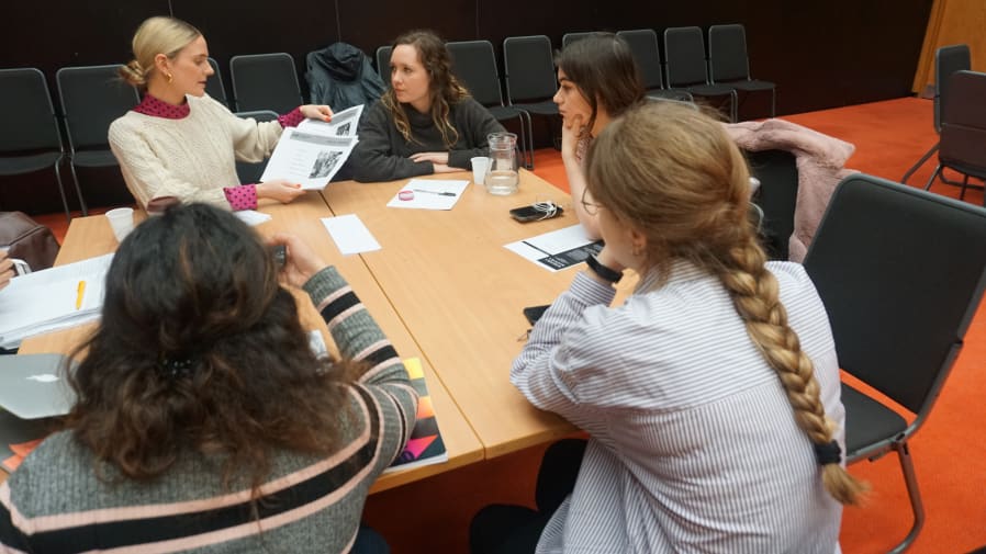 Students listening to representatives from Major Players Recruitment