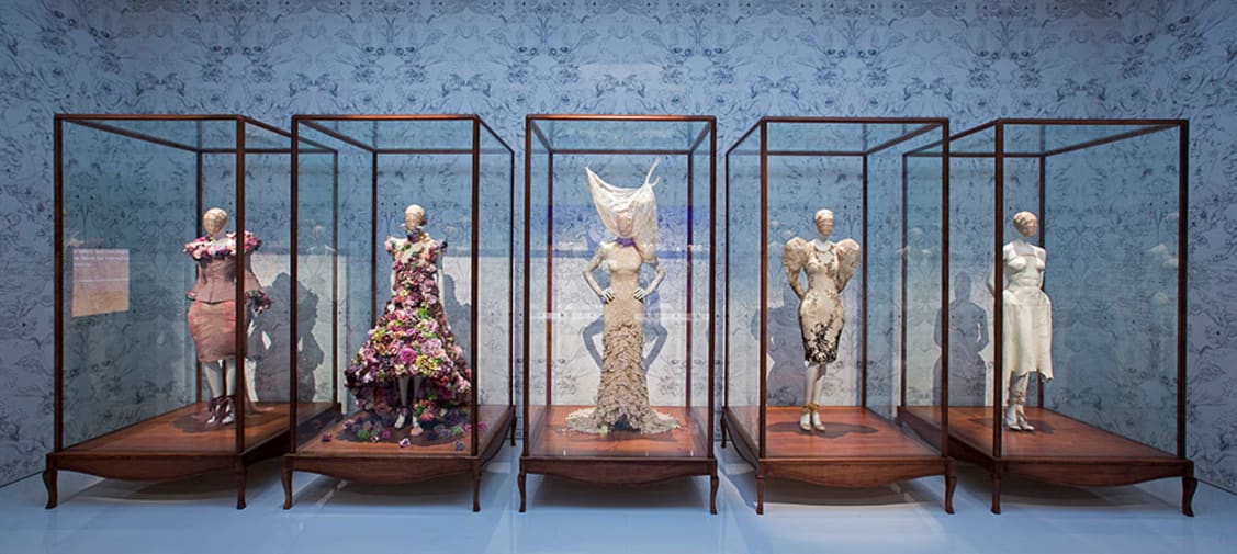 9._Installation_view_of_Romantic_Naturalism_gallery_Alexander_McQueen_Savage_Beauty_at_the_VA_c_Victoria_and_Albert_Museum_London