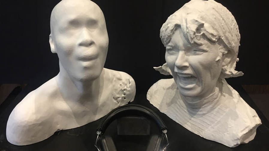 digital 3D images of heads screaming
