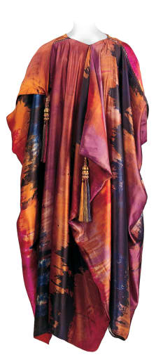 Multicolored tie-dyed silk cape by Liberty & Co., circa 1921. Gift of Wendy Fisher, 1986.680.1. Courtesy of the Chicago History Museum
