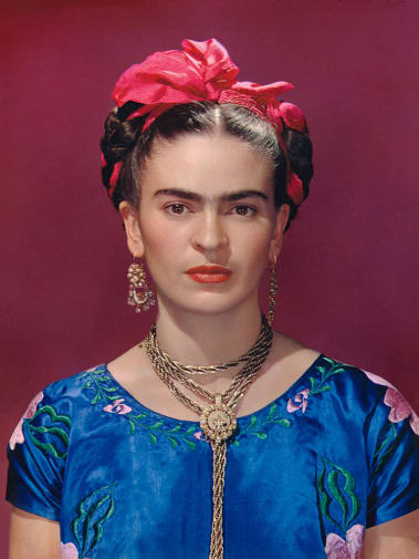 WEB_Frida-Kahlo-in-blue-satin-blouse,-1939