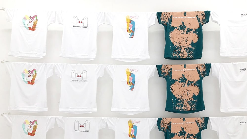 T-shirts on line