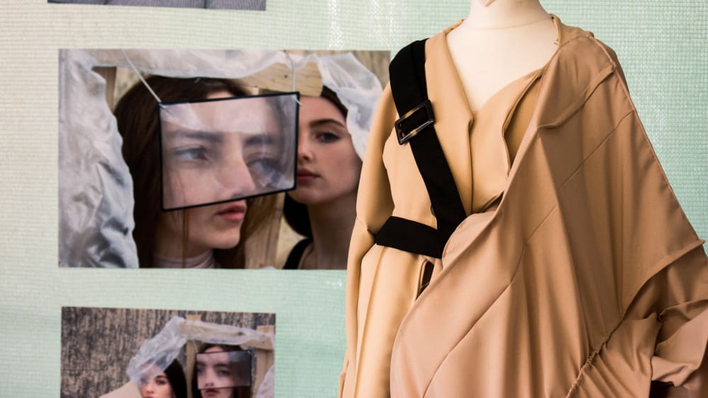Fashion garment