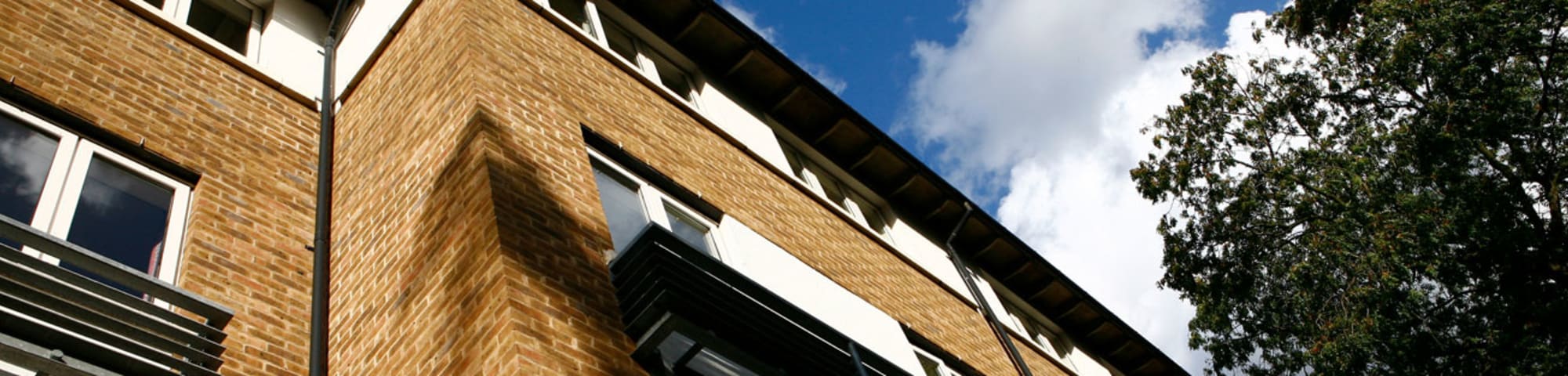 Exterior shot of Cordwainers Court halls of residence