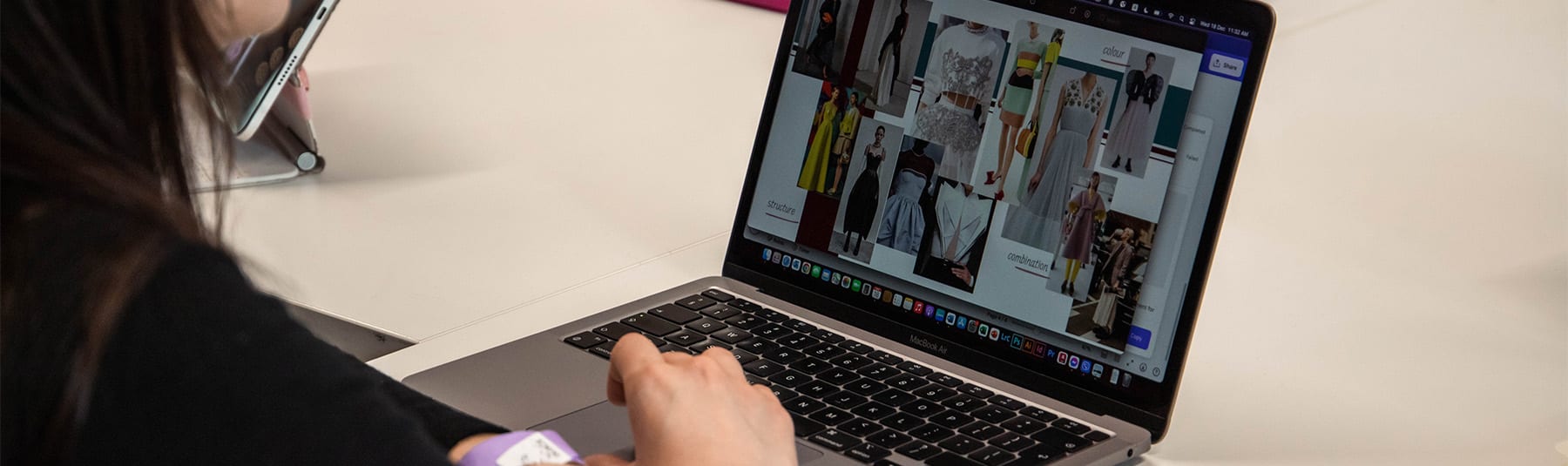 <p>Fashion Social Media Short Course | On campus<br></p><p>Image: Personal Styling WS24 | UAL Short Courses</p>