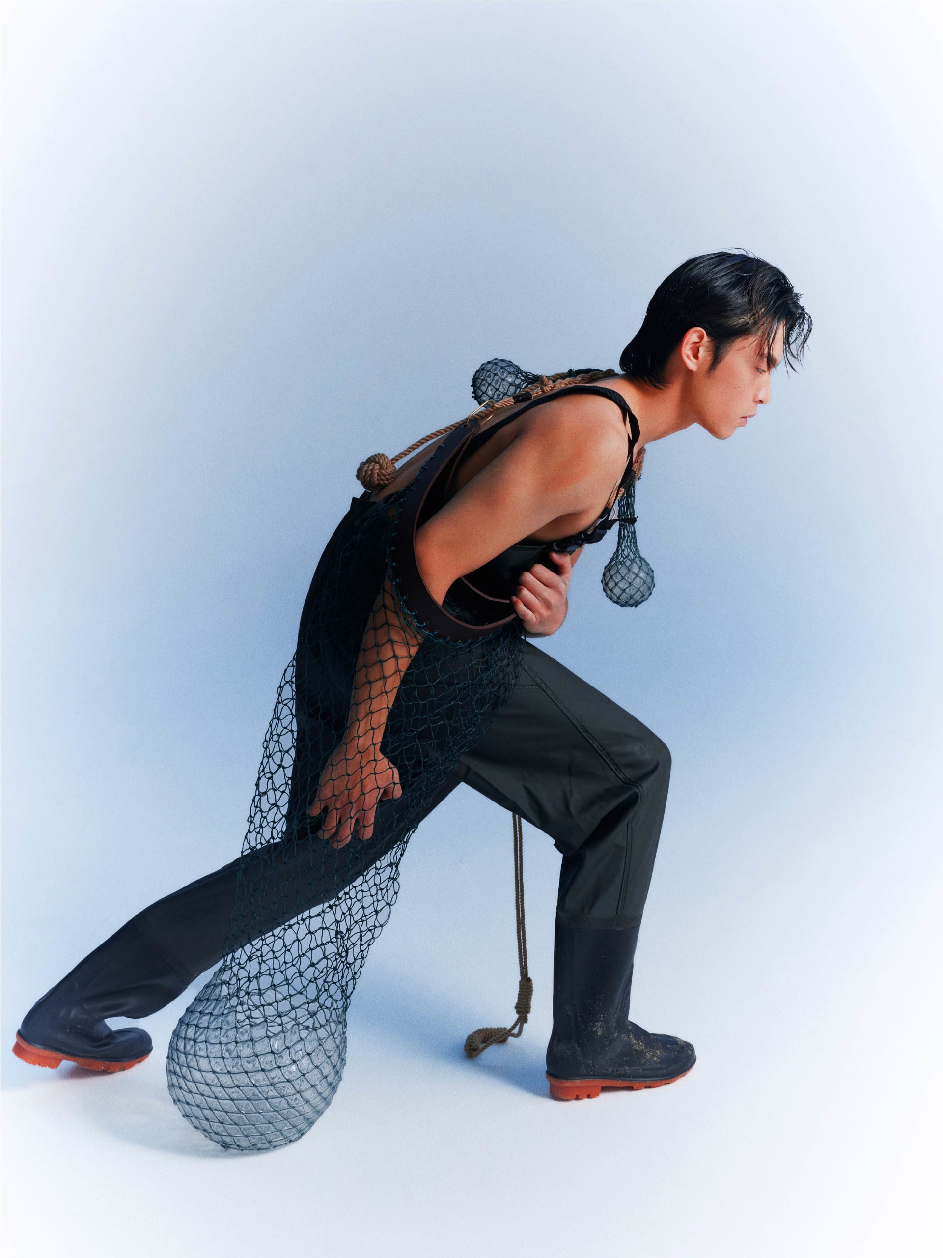 Model carrying Mega Ball Tote