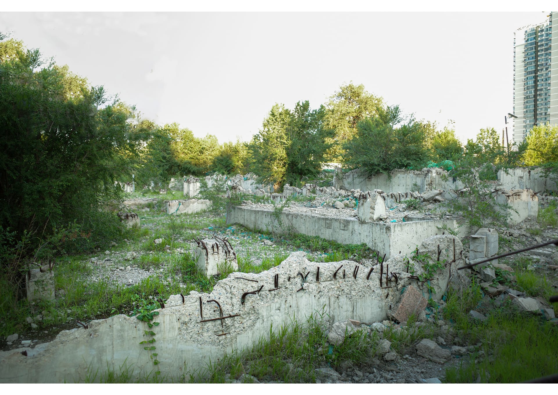 a image of distant ruins with broken walls