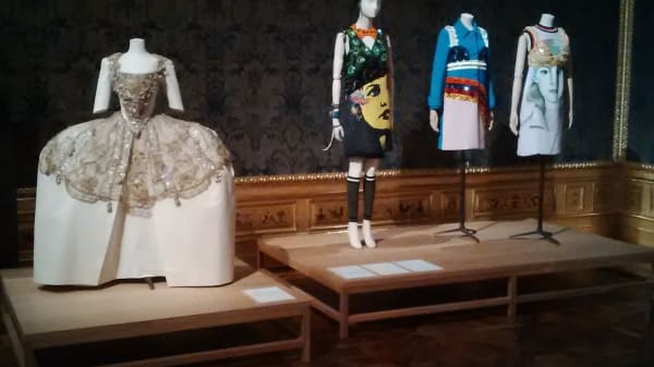 Mannequins in a row 
