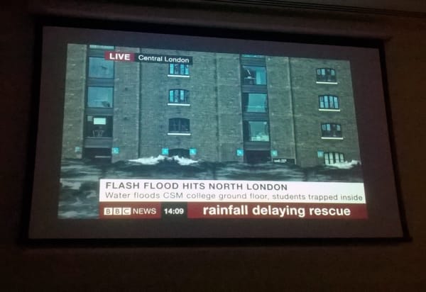 Screenshot of the news showing a picture of the CSM building with the headline 