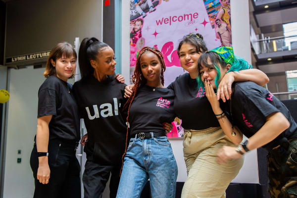 Arts SU officers at the welcome fair. Image by UAL.