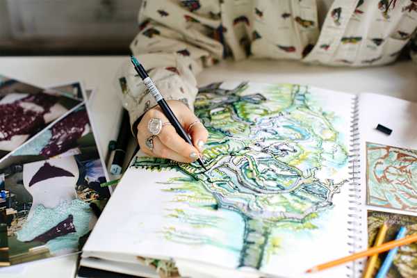 June 2027 for kids and teenagers | UAL Short Courses
