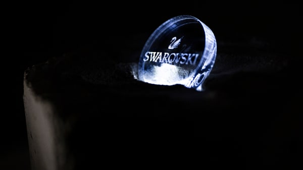 Colourless Swarovski crystal presenting as blue through light refraction