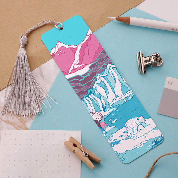 A bookmark showing a arctic scene