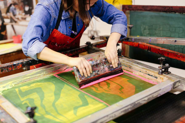 Student using the Screen Printing facility