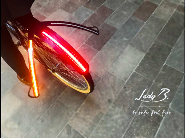 Lights on the back wheel of a bike 